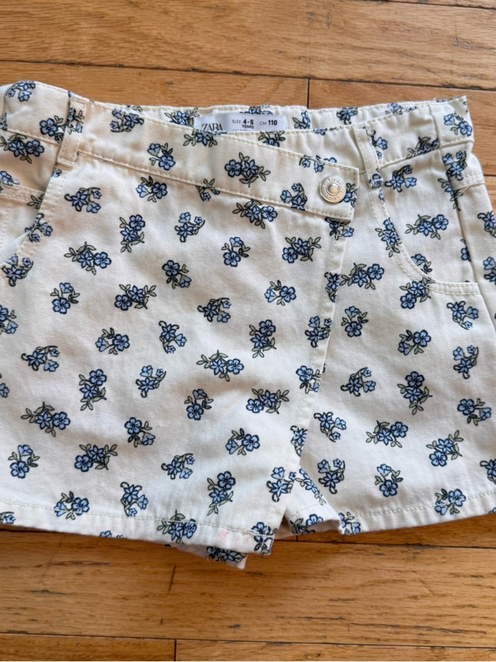 Zara Kids Girls Floral Skort Size 4-5 Years Blue Cream Ditsy Flower Wrap Shorts